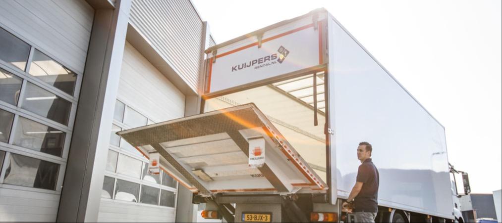 Kuijpers Rental vrachtwagen met laadklep