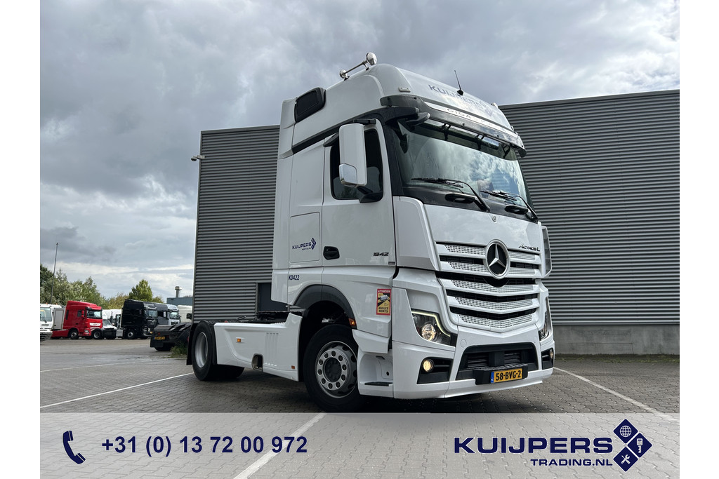 56340466